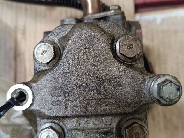 bontott FORD FIESTA VI Kormányszervó Motor (Hidraulikus)