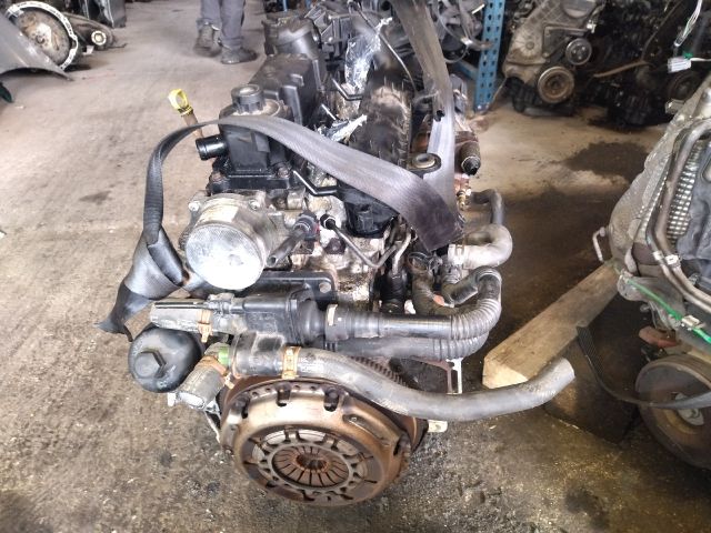 bontott FORD FIESTA VI Motor (Fűzött blokk hengerfejjel)