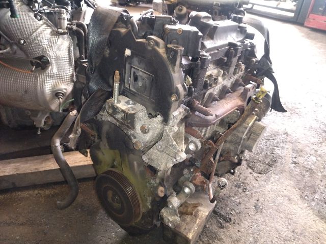 bontott FORD FIESTA VI Motor (Fűzött blokk hengerfejjel)