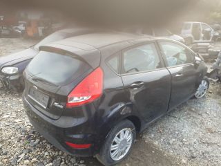 bontott FORD FIESTA VI Motor (Fűzött blokk hengerfejjel)