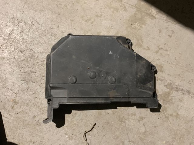 bontott FORD FIESTA VI Motorvezérlő Doboz (Műanyag)