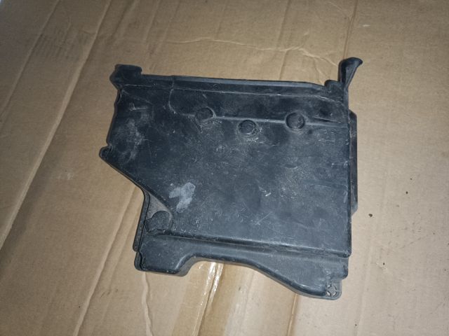 bontott FORD FIESTA VI Motorvezérlő Doboz (Műanyag)