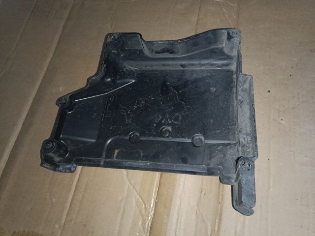 bontott FORD FIESTA VI Motorvezérlő Doboz (Műanyag)