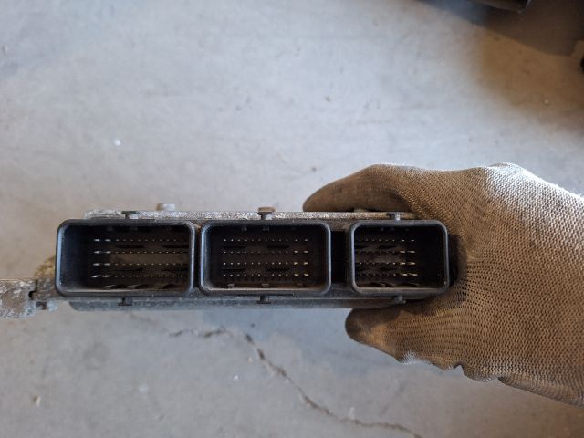 bontott FORD FIESTA VI Motorvezérlő