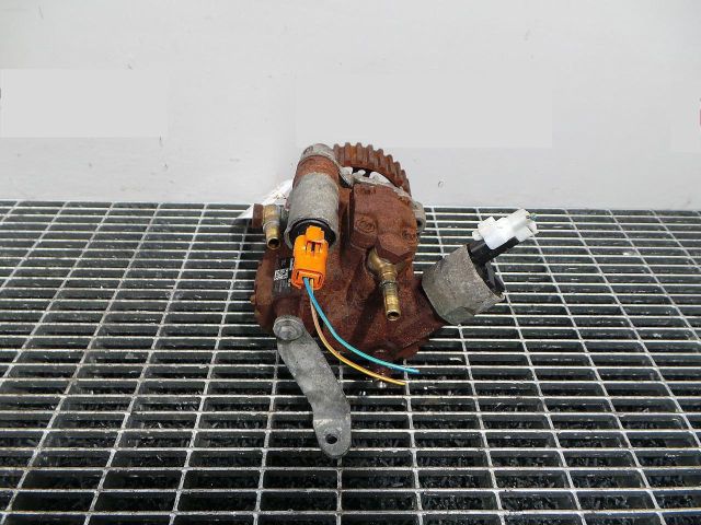 bontott FORD FIESTA VI Nagynyomású Szivattyú