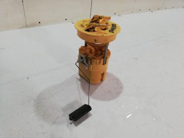 bontott FORD FIESTA VI Üzemanyag Szivattyú