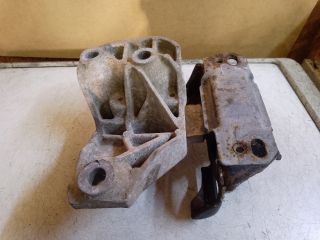 bontott FORD FIESTA VI Váltó Tartó Bak (Pozíciófüggetlen)