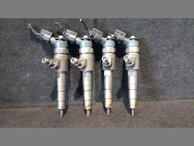 bontott FORD FIESTA VI Porlasztó (1 db)