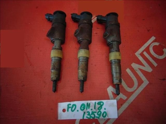 bontott FORD FIESTA VI Porlasztó (1 db)