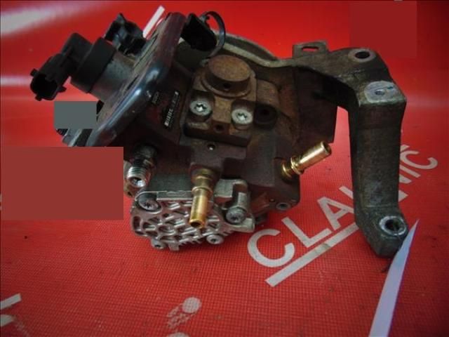 bontott FORD FIESTA VI Adagoló