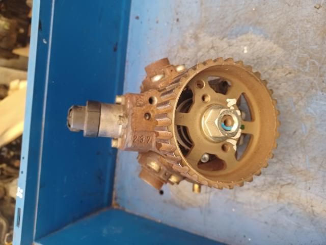 bontott FORD FIESTA VI Nagynyomású Szivattyú