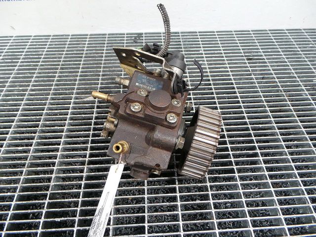 bontott FORD FIESTA VI Nagynyomású Szivattyú