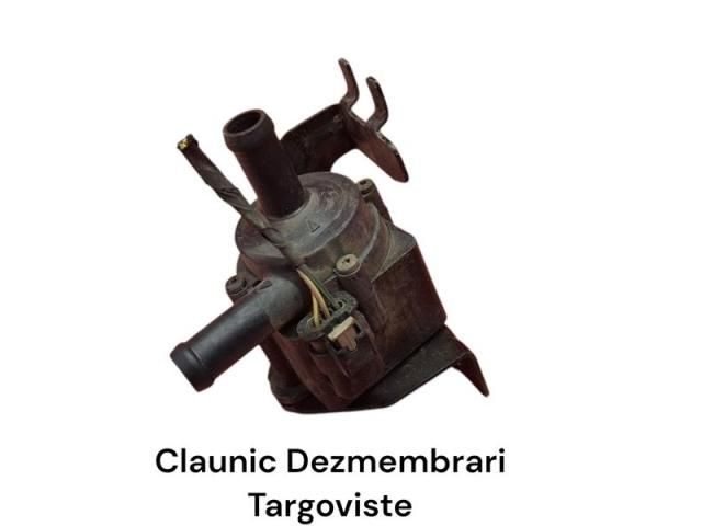 bontott FORD FIESTA VI Vízpumpa