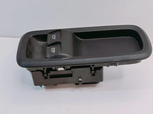 bontott FORD FIESTA VI Ablakemelő Kapcsoló Négyes / Kettes