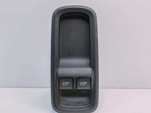 bontott FORD FIESTA VI Ablakemelő Kapcsoló Négyes / Kettes