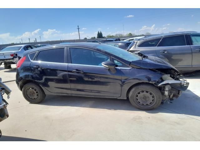 bontott FORD FIESTA VI Acélfelni Szett Gumival