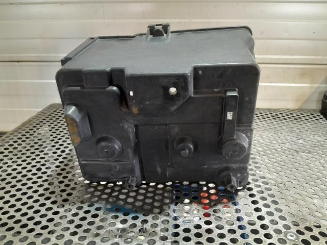 bontott FORD FIESTA VI Akkumulátor Tartó