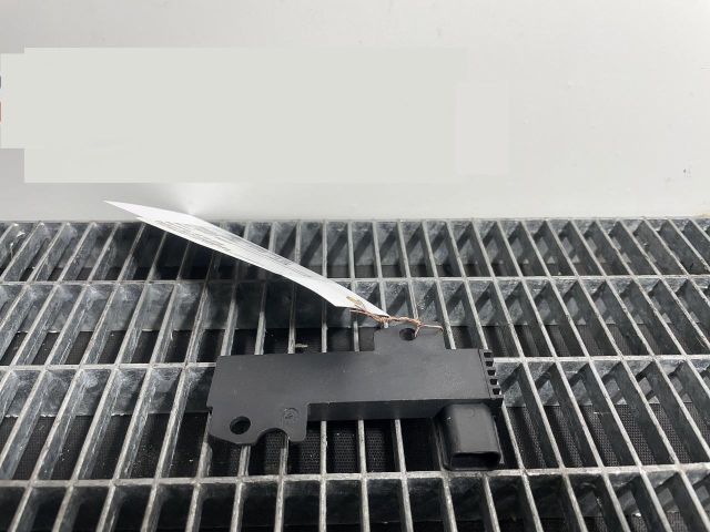 bontott FORD FIESTA VI Antenna