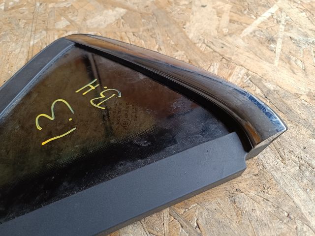 bontott FORD FIESTA VI Bal C Oszlop Oldalablak Üveg