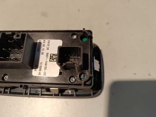 bontott FORD FIESTA VI Bal első Ablakemelő Kapcsoló