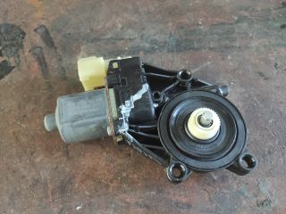 bontott FORD FIESTA VI Bal első Ablakemelő Motor
