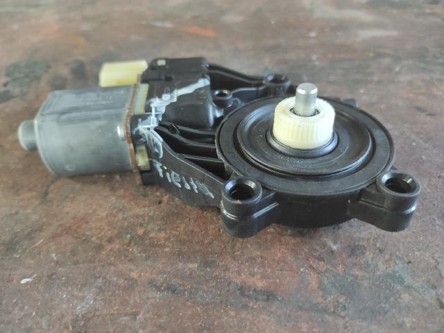 bontott FORD FIESTA VI Bal első Ablakemelő Motor
