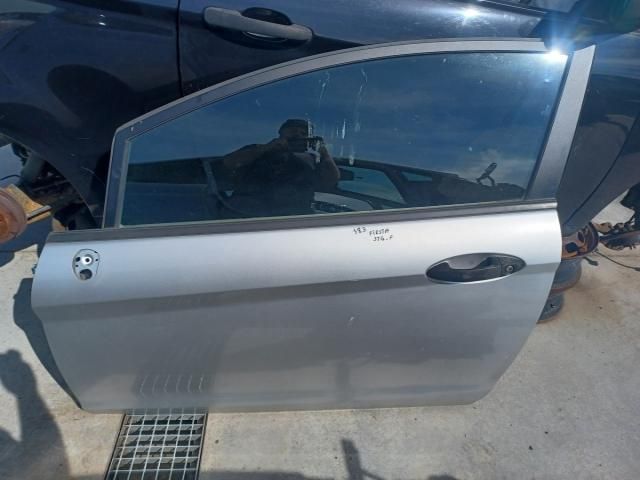 bontott FORD FIESTA VI Bal első Ajtó (Üres lemez)