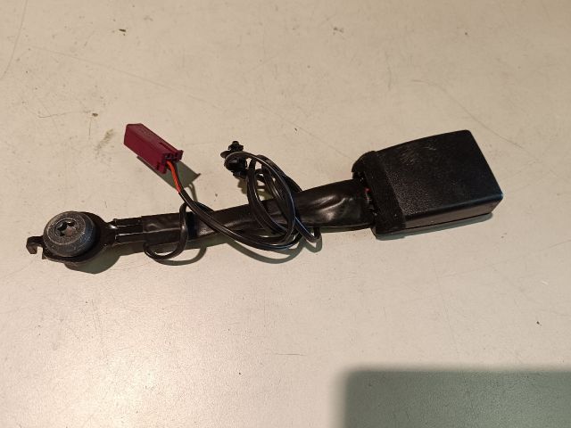 bontott FORD FIESTA VI Bal első Biztonsági Öv Csat