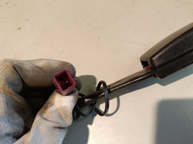 bontott FORD FIESTA VI Bal első Biztonsági Öv Csat