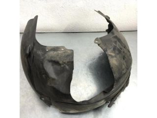 bontott FORD FIESTA VI Bal első Dobbetét (Kerékjárati, Műanyag)