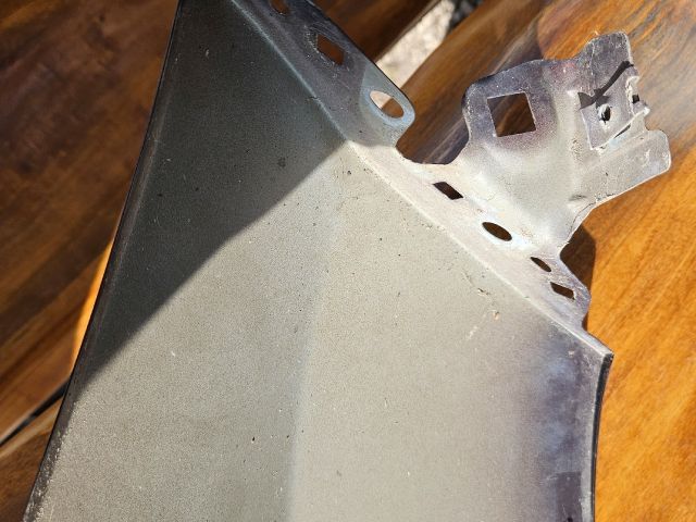 bontott FORD FIESTA VI Bal első Sárvédő