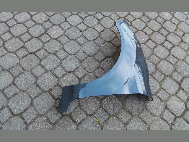 bontott FORD FIESTA VI Bal első Sárvédő