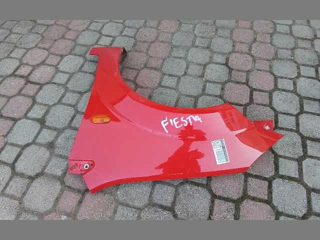 bontott FORD FIESTA VI Bal első Sárvédő