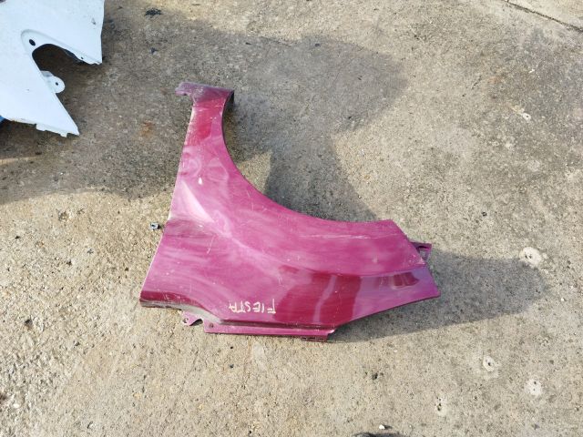 bontott FORD FIESTA VI Bal első Sárvédő