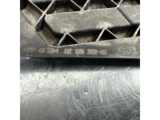 bontott FORD FIESTA VI Bal Fényszóró Tartó