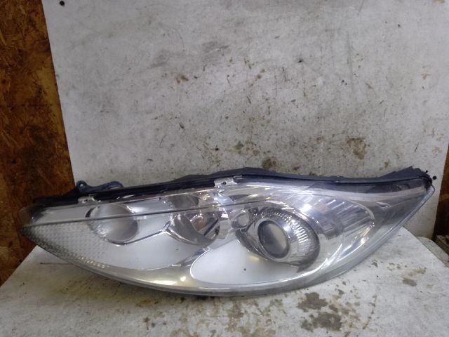 bontott FORD FIESTA VI Bal Fényszóró