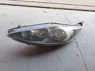 bontott FORD FIESTA VI Bal Fényszóró