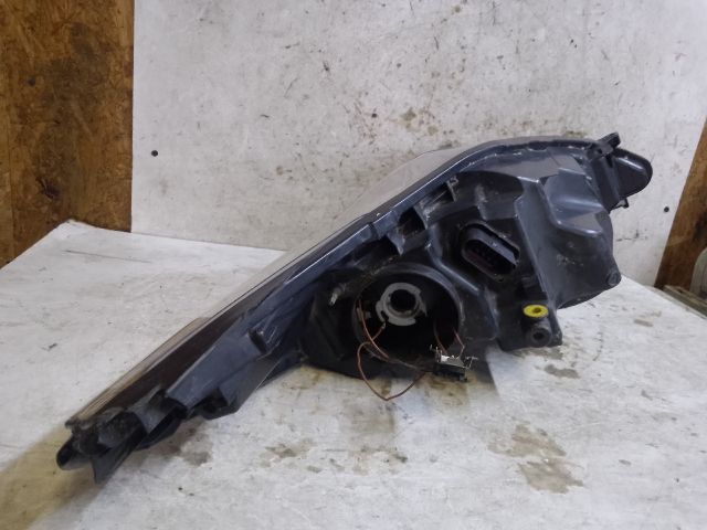 bontott FORD FIESTA VI Bal Fényszóró