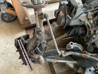 bontott FORD FIESTA VI Bal Gólyaláb Csonkállvánnyal