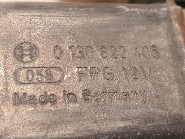 bontott FORD FIESTA VI Bal hátsó Ablakemelő Motor