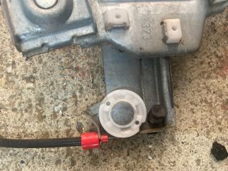 bontott FORD FIESTA VI Bal hátsó Ablakemelő Szerkezet (Elektromos)