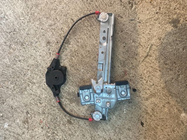 bontott FORD FIESTA VI Bal hátsó Ablakemelő Szerkezet (Elektromos)