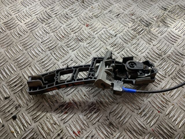 bontott FORD FIESTA VI Bal hátsó Külső Kilincsfészek