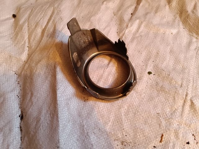 bontott FORD FIESTA VI Bal Ködlámpa Rács