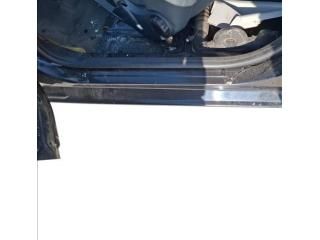 bontott FORD FIESTA VI Bal Küszöb