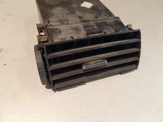 bontott FORD FIESTA VI Bal Szellőző