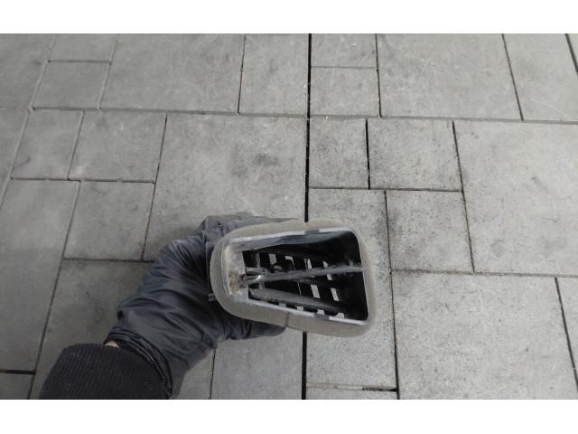 bontott FORD FIESTA VI Bal Szellőző