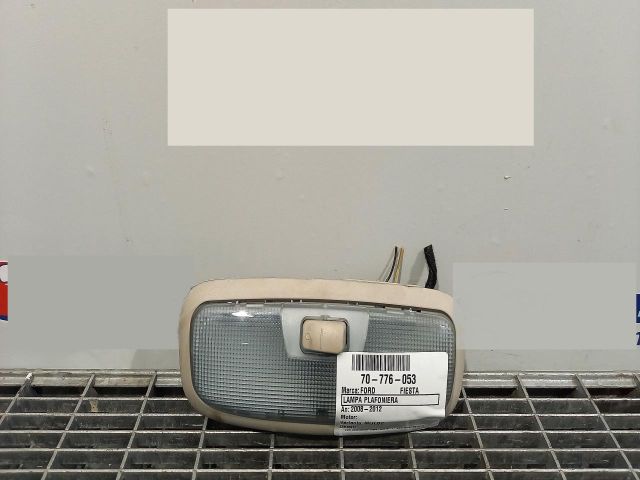 bontott FORD FIESTA VI Beltér Világítás Első