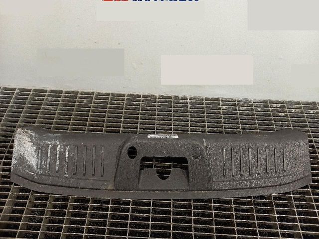 bontott FORD FIESTA VI Csomagtérajtó Díszléc