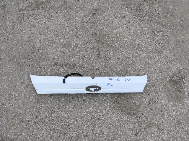 bontott FORD FIESTA VI Csomagtérajtó Díszléc